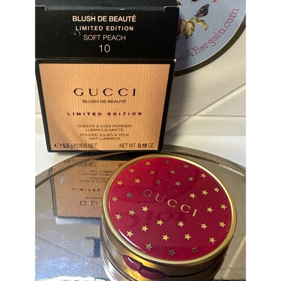 Gucci Limited Edition Cheeks & Eyes Powder - 10 SOFT PEACH - NEW IN BOX 0.19 oz - Picture 2 of 3